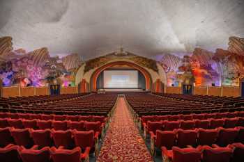 Avalon Theatre, Catalina Island, California (outside Los Angeles and San Francisco): Auditorium Rear