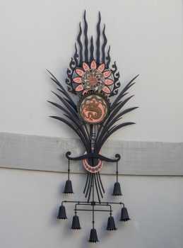 TCL Chinese Theatre, Hollywood, Los Angeles: Hollywood: Forecourt Feature 1