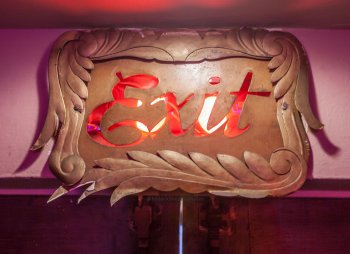 1940s Skouras-style exit sign