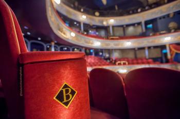 Royal Lyceum Theatre Edinburgh, United Kingdom: outside London: Seat closeup