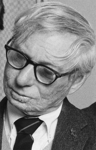 Louis  Kahn