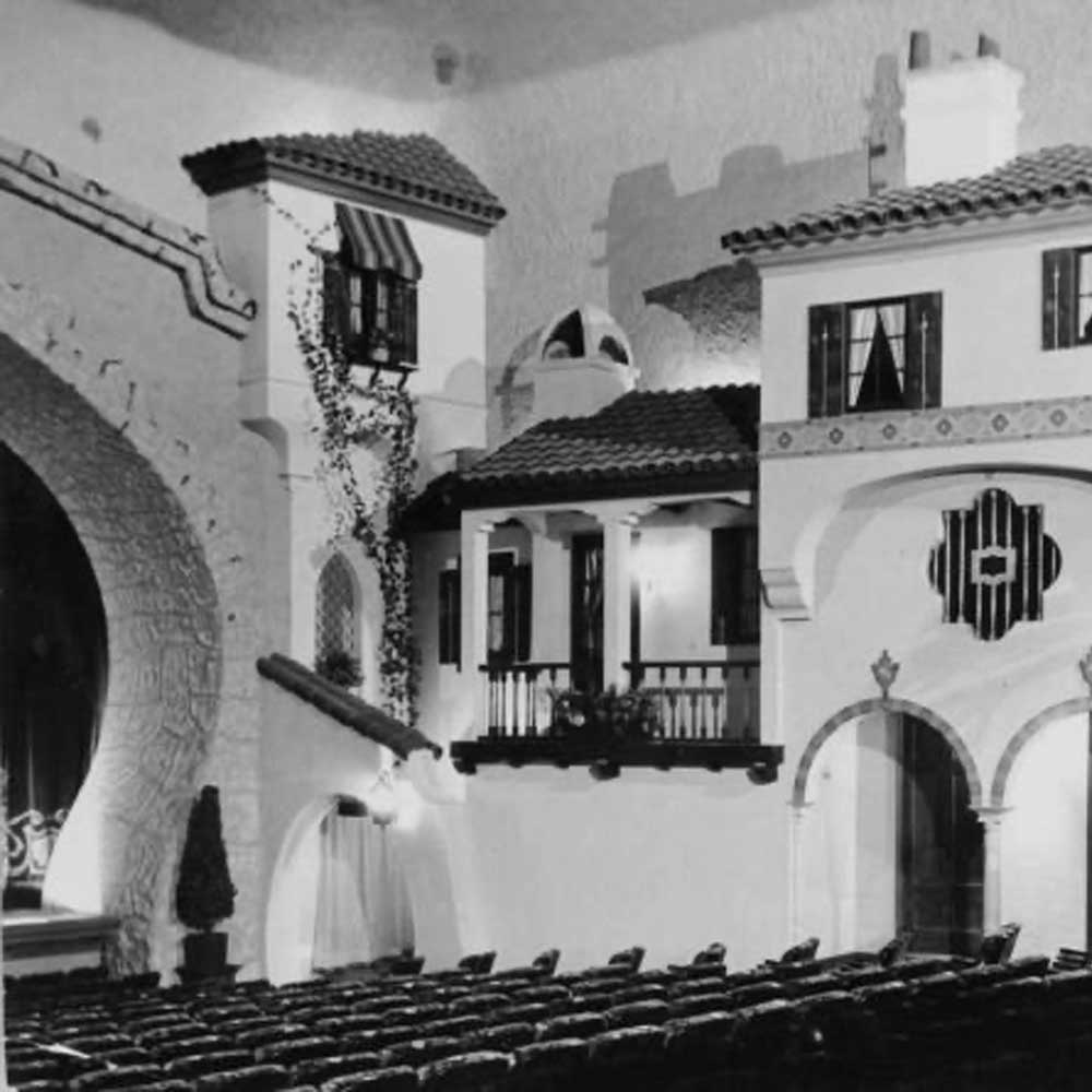 Majestic Theatre (photo credit Graeme McBain)