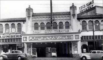 Exterior in 1942, courtesy <i>Jack Tillmany collection</i> (JPG)