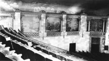 Auditorium, date unknown, courtesy Cinema Treasures user <i>atmos</i> (JPG)