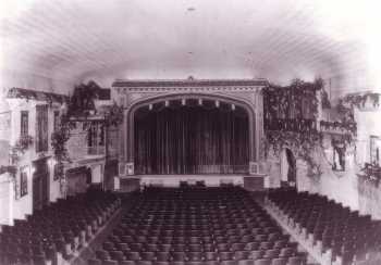 Auditorium as photographed in 1937, courtesy Cinema Treasures user <i>Nokorola</i> (JPG)