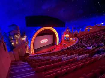 Le Grand Rex: Auditorium Gallery Left Rear