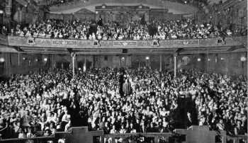 Auditorium from Stage, courtesy <i>Goulburn Post</i> (JPG)