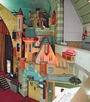 Auditorium detail at House Right in the 1990s, courtesy <i>Kevin Gooding</i> (JPG)