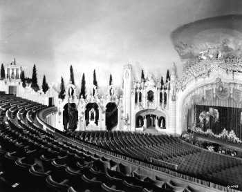 Auditorium in 1928 (JPG)