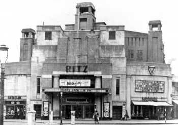 Exterior in 1946, courtesy Flickr user <i>dusashenka</i>