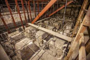 Alex Theatre, Glendale, Los Angeles: Greater Metropolitan Area: Rear of Lobby coffered ceiling