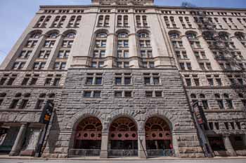 Auditorium Theatre, Chicago, Chicago: Main Façade