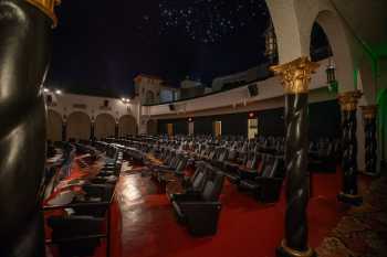 Avalon Atmospheric Theater, Milwaukee, American Midwest (outside Chicago): Auditorium from Orchestra Left