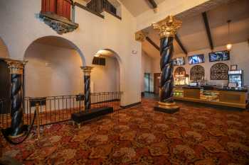 Avalon Atmospheric Theater, Milwaukee, American Midwest (outside Chicago): Lobby Main Level