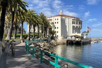 Avalon Theatre, Catalina Island: Casino Way in Summer
