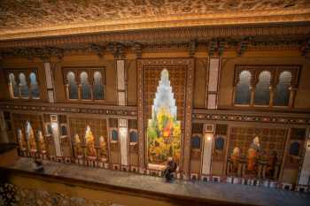 Avalon Regal Theater, Chicago, Chicago: Lobby Center from Mezzanine