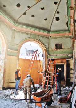 Balboa Theatre exterior lobby renovation in 2008, courtesy <i>San Diego Theatres</i> (JPG)