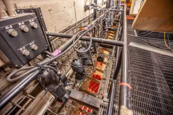 Balboa Theatre, San Diego, California (outside Los Angeles and San Francisco): Advance Lighting Slot in central Organ Chamber