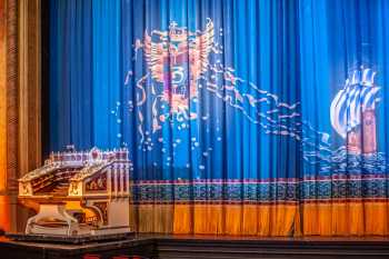 Balboa Theatre, San Diego, California (outside Los Angeles and San Francisco): Organ Console from Main Floor