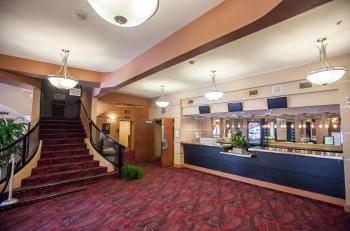 Brauntex Theatre, New Braunfels, Texas: Lobby