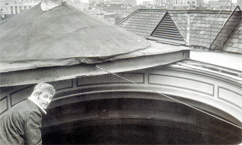 Auditorium Dome from above, copyright Paul Townsend https://www.flickr.com/photos/brizzlebornandbred/