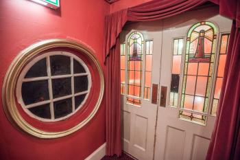 Bristol Hippodrome: Grand Circle Doors and Porthole