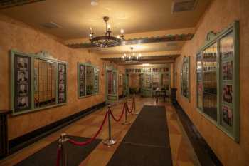 Cameco Capitol Arts Centre, Port Hope, Canada: Entrance Hallway