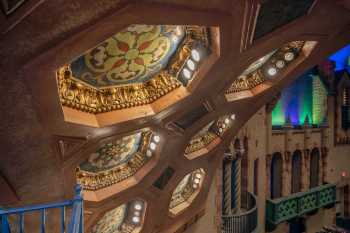 Chateau Theatre, Rochester, American Midwest (outside Chicago): Proscenium Arch Closeup
