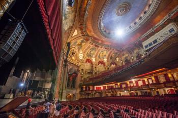 Chicago Theatre, Chicago: Auditorium from Orchestra