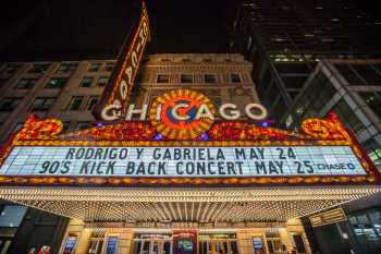 Chicago Theatre, Chicago: Marquee at night