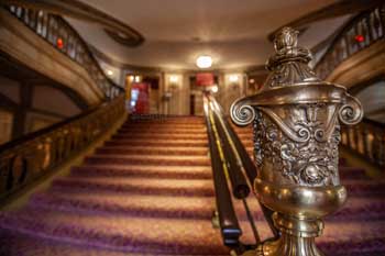 Chicago Theatre, Chicago: Grand Staircase