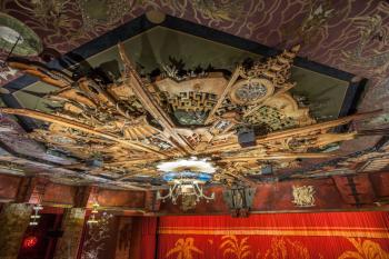 TCL Chinese Theatre, Hollywood: Ceiling from Grauman’s Box