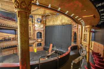 Citizens Theatre, Glasgow, United Kingdom: outside London: Dress Circle Right Side