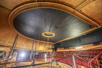 Citizens Theatre, Glasgow, United Kingdom: outside London: Ceiling from Upper Circle