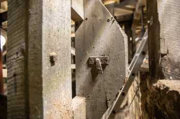 Citizens Theatre, Glasgow, United Kingdom: outside London: Bridge Pulley Detail