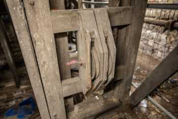 Citizens Theatre, Glasgow, United Kingdom: outside London: Bridge Pulley Detail