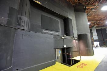 Earl Carroll Theatre, Hollywood: House left side stage