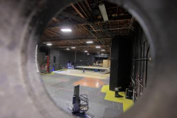 Earl Carroll Theatre, Hollywood: Portal from dimmer room to Stage