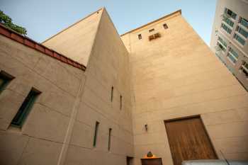 Egyptian Theatre, Hollywood, Los Angeles: Hollywood: Dressing Room Block (left) and Stagehouse (right)