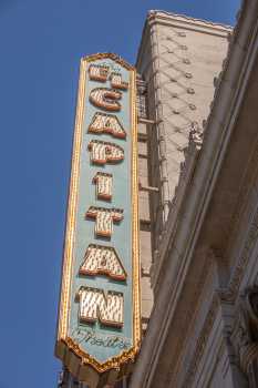 El Capitan Theatre, Hollywood: Vertical Sign Closeup