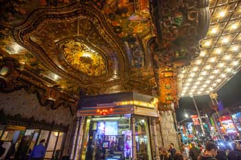 El Capitan Theatre, Hollywood, Los Angeles: Hollywood: Ticket Lobby At Night