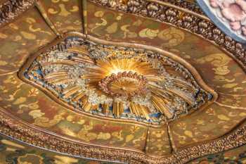 El Capitan Theatre, Hollywood: Ticket Lobby Sunburst Ceiling