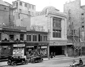 Exterior of the Empire Theatre in late September 1928, following the major remodeling by W. and T.R. Milburn (JPG)
