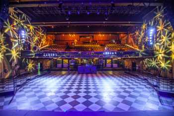 Fonda Theatre, Hollywood, Los Angeles: Hollywood: Downstage Center view of Auditorium