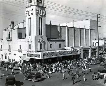 Theatre exterior in 1933 (JPG)