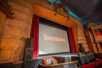 Visalia Fox Theatre: Movie Intermission With Organist