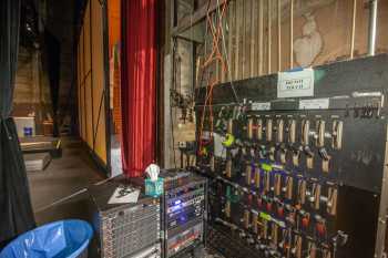 Visalia Fox Theatre, California (outside Los Angeles and San Francisco): Switchboard