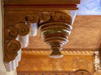 Visalia Fox Theatre, California (outside Los Angeles and San Francisco): Bracket Closeup