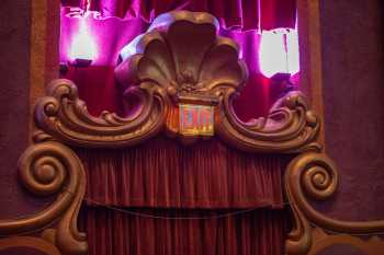 Regency’s Village Theatre, Westwood, Los Angeles: Greater Metropolitan Area: Exit Decoration