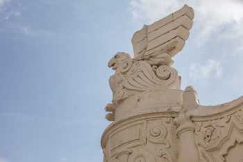 Regency’s Village Theatre, Westwood, Los Angeles: Greater Metropolitan Area: Griffin Closeup